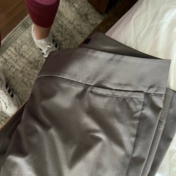 Express Editor pants (9 total) all size 12. One pair of Loft culottes size 12. - Picture 14 of 16